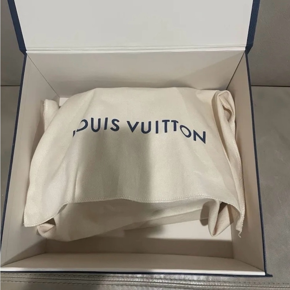 Louis Vuitton Alma Mirior BB min bag sold out! - Picture 10 of 12